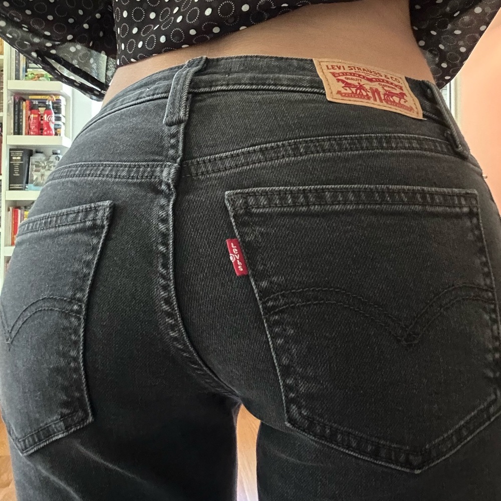 LEVIS SUPER LOW BOOTCUT JEANS